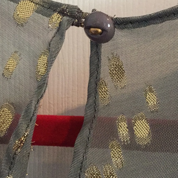 BCBGeneration Dressy Ruffled Tank Large NWOT - Picture 4 of 8